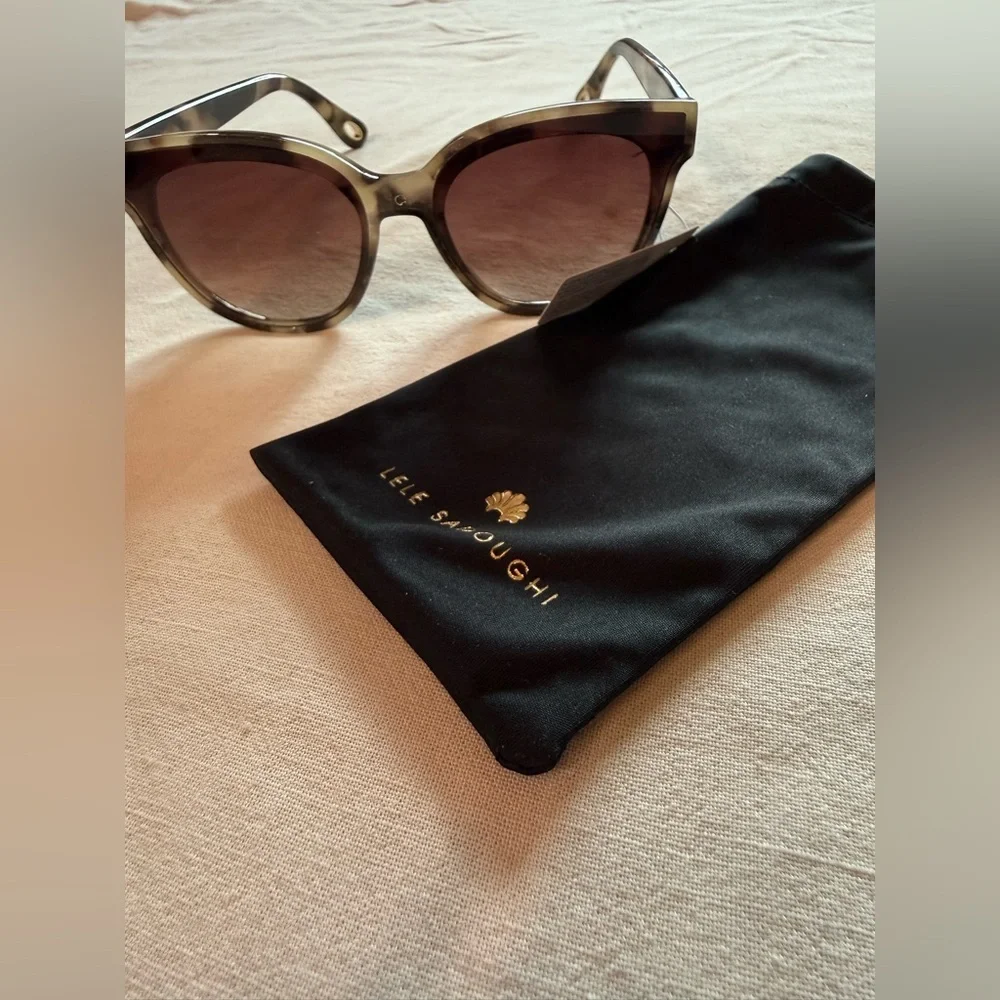 NWT Lele Sadoughi Women's Tortoiseshell Cat-Eye Sunglasses - Brown